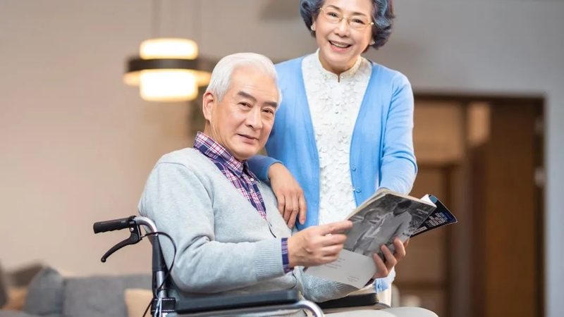 老年公寓厨房定制橱柜：价格因素与选择要点
