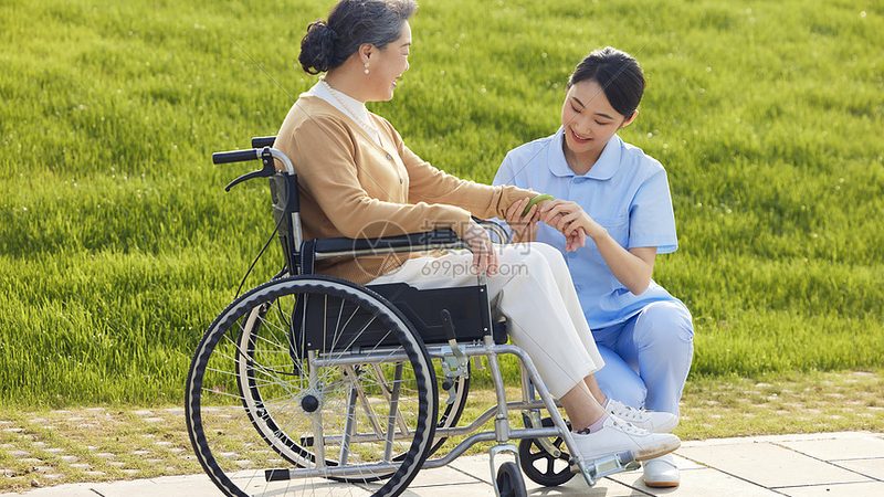 养老护理员证书报名官网：了解认证流程，保障护理质量**