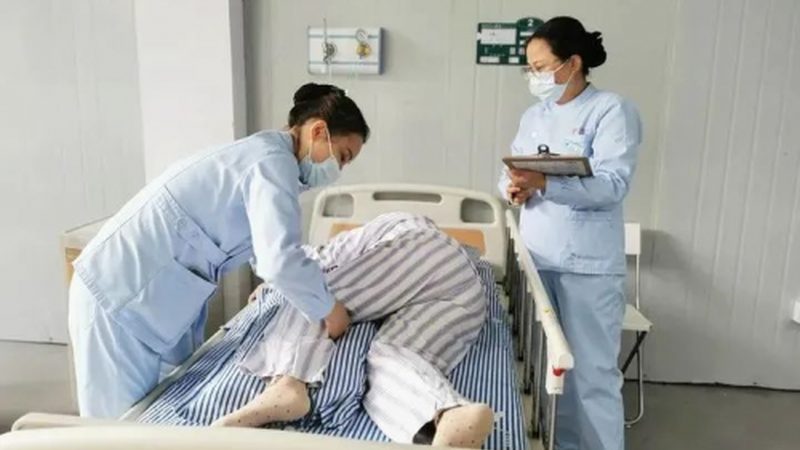 护理院护工月薪之谜：揭秘影响价格的关键因素
